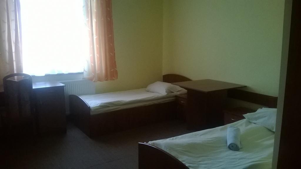 Hostel Milosz Grabowiec  Room photo