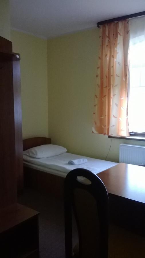 Hostel Milosz Grabowiec  Room photo